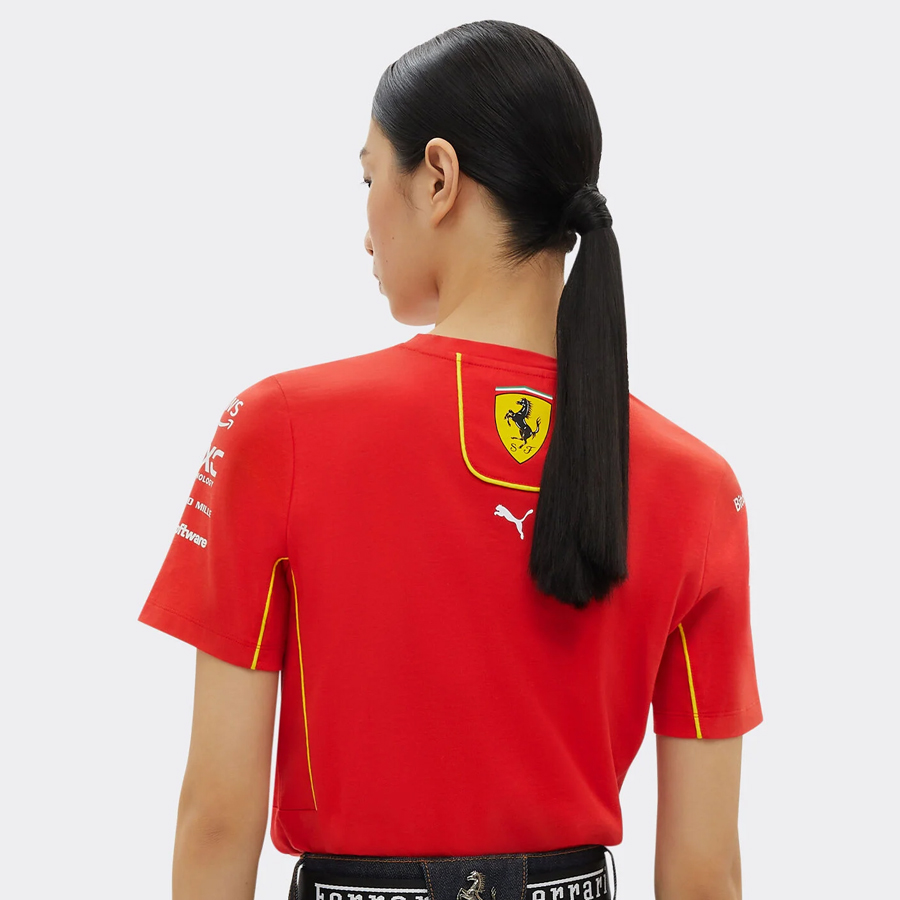 IENDA-DE-FORMULA-1-MOTORSPORT-MOTO-GP-763609-01-701228006-210-SCUDERIA-FERRARI-TEAM-TEE-WOMEN