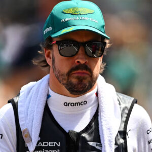 TIENDA-DE-FORMULA-1-MOTORSPORT-MOTO-GP-701233023-002-ASTON-MARTIN-F1-ALONZO-14-CAP-2025
