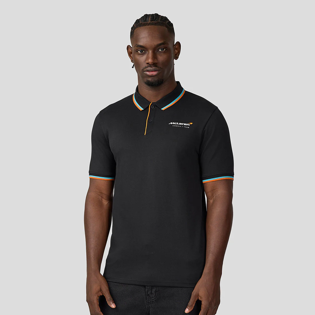 TIENDA-DE-FORMULA-1-MOTORSPORT-MOTO-GP-TM10943-010-McLAREN-F1-FW-CORE-ESSENTIALS-POLO-BLACK-2025