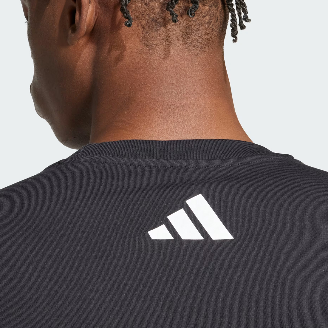 TIENDA-DE-FORMULA-1-MOTORSPORT-MOTO-GP-JV5434-MAPF1-ADIDAS-LOGO-TEE-MENS-BLACK-2025