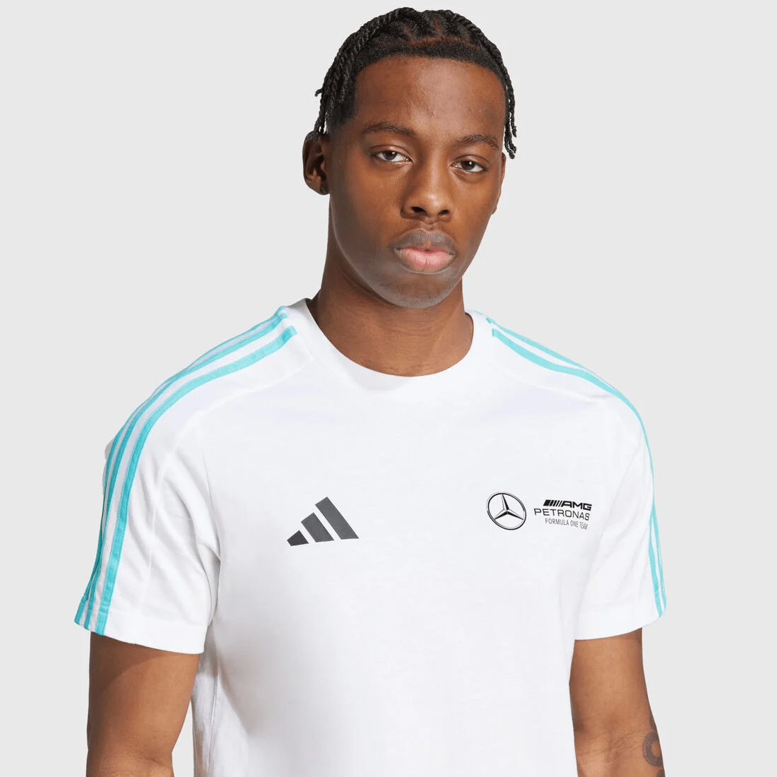 TIENDA-DE-FORMULA-1-MOTORSPORT-MOTO-GP-V5427W-MAPF1-ADIDAS-DNA-TEE-MENS-WHITE-2025
