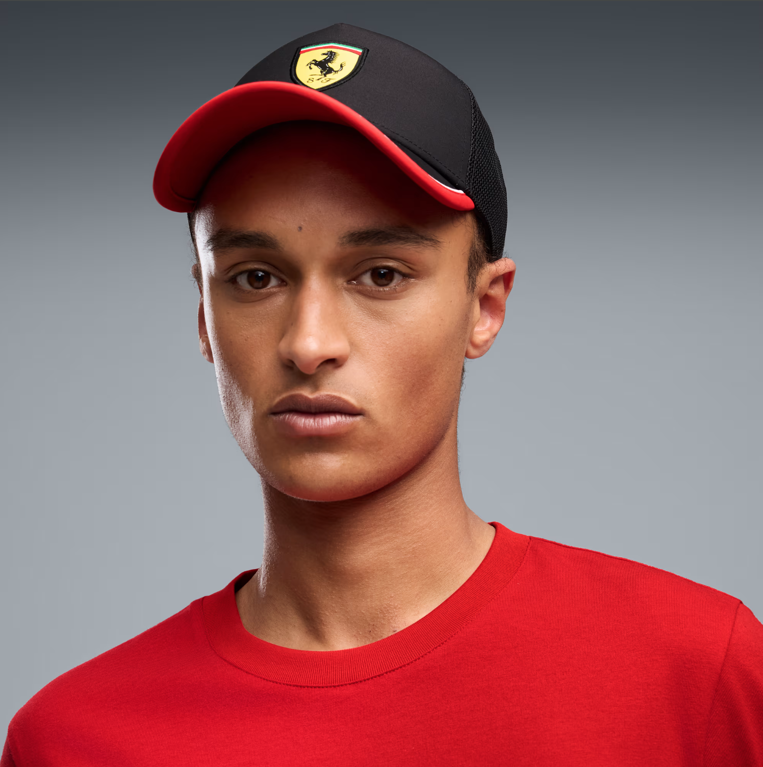 Gorra Trucker Scuderia Ferrari