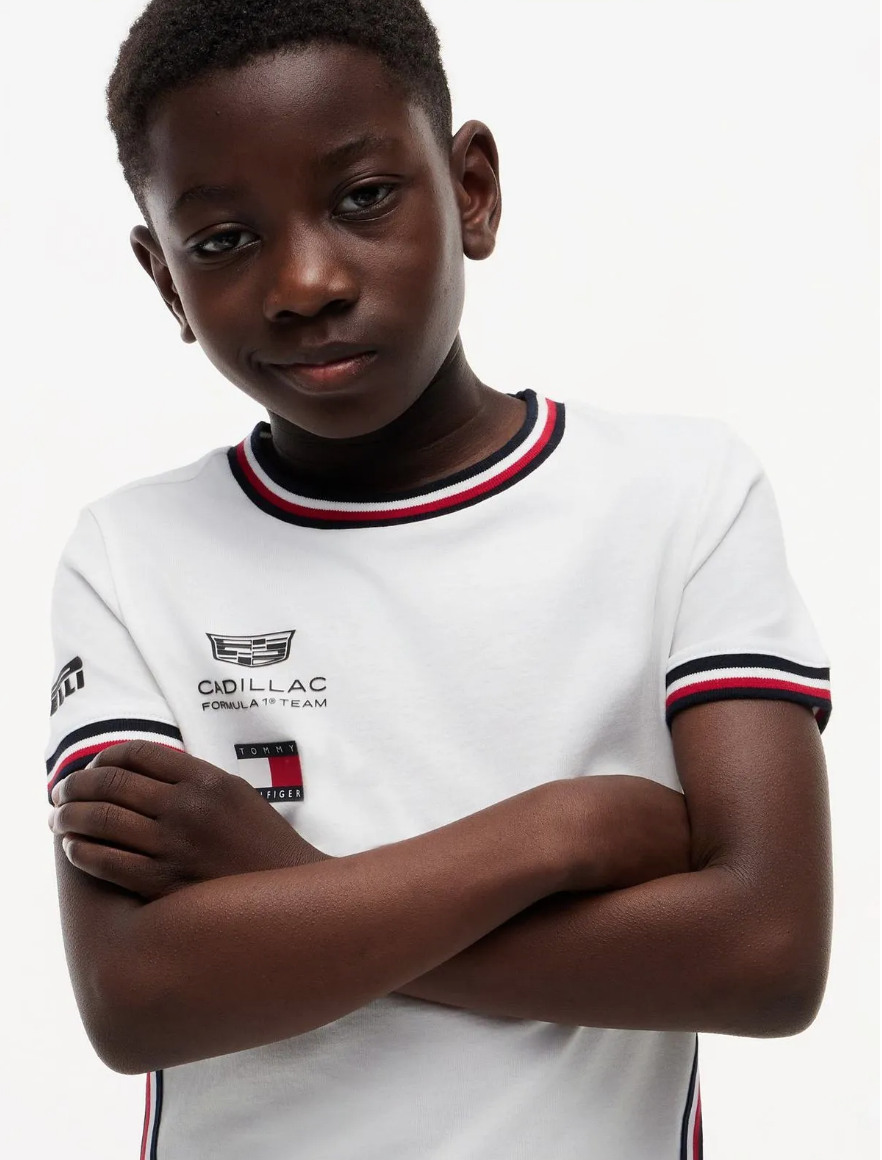CADILAC F1 TEAM TOMMY HILFILGER TEE KIDS WHITE 2026 - Imagen 7